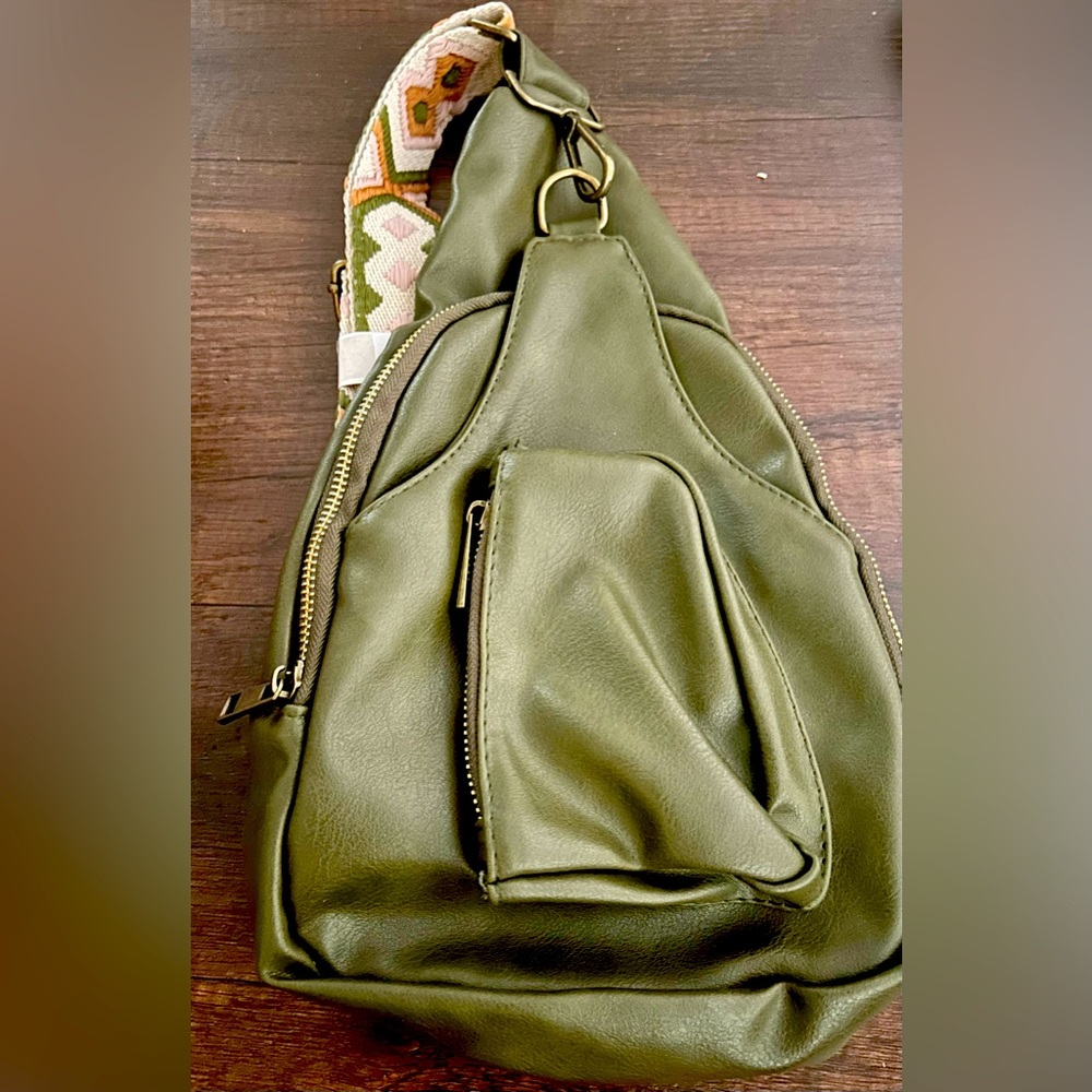 Really Cute Crossbody Bag!